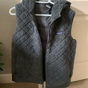 Patagonia Gray Quilted Fleece Vest